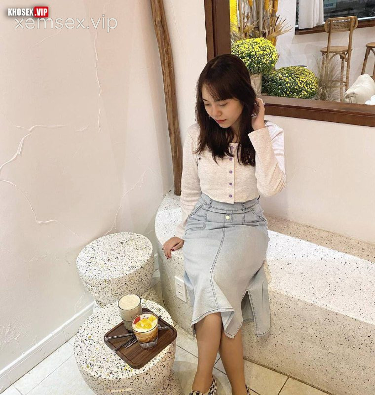 be-sinh-vien-vu-to-cuoi-ngua-ren-cuc-nung-full-clip-pic-hinh-05