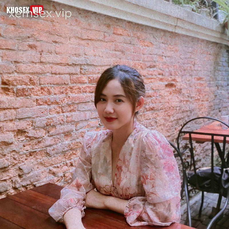 bop-vu-em-nguoi-yeu-dit-em-den-ra-nuoc-trang-hinh-03