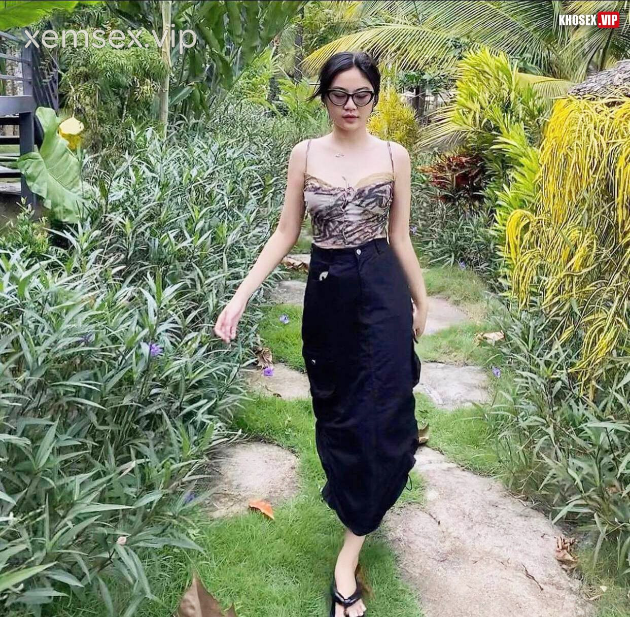 chich-em-mau-anh-vu-to-xinh-ngon-trong-nha-nghi-phan-2-hinh-13