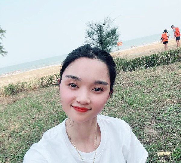 Ảnh 8 của Chồng địt vợ sướng lồn chảy nước sướng rên rỉ (Full Clip + Pic)