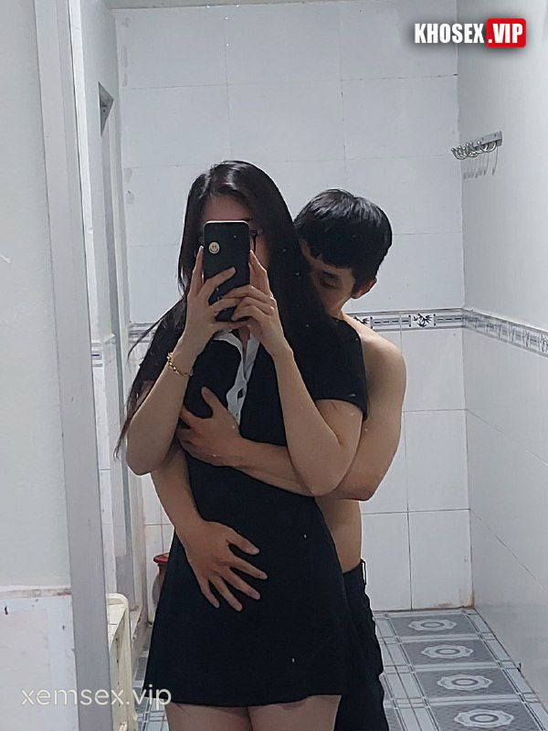 clip-sex-em-deo-kinh-vay-xanh-xinh-dam-dang-ngon-cuc-hot-full-clip-pic-phan-2-hinh-06