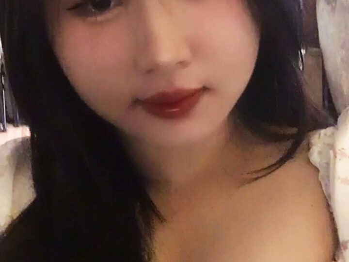 Ảnh 21 của Clip sex việt Đụ xuất tinh vào lồn em Huỳnh Mi sướng co giật rung cả bướm (Full Clip + Pic) – Phần 2