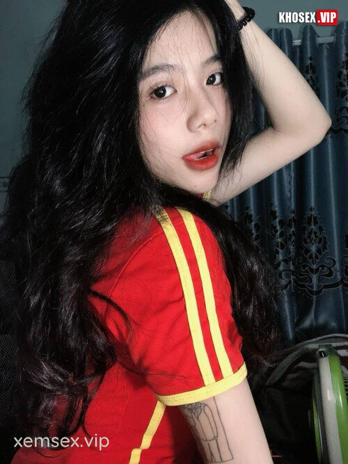 clip-sex-viet-some-em-gai-xinh-loli-dam-dang-thich-mac-lot-khe-hinh-07