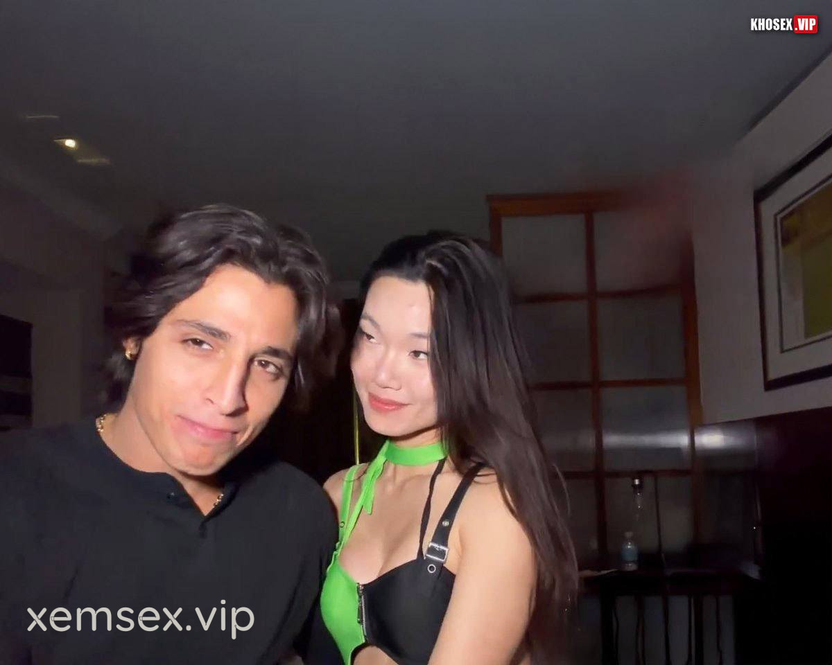 full-clip-sex-gattouz0-dit-tung-lon-em-lucy-mochi-ren-ri-van-xin-hinh-02