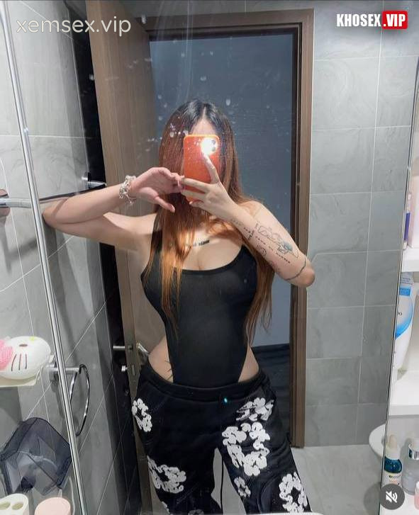full-clip-sex-nguyen-thu-thao-nttconbuom-uu-em-dit-ca-tay-den-luon-hinh-03