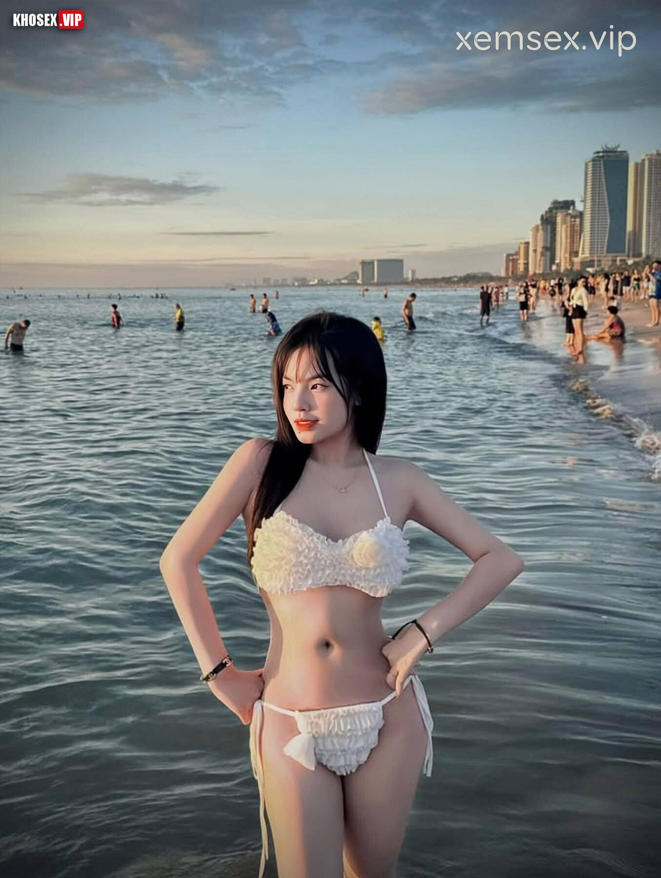lo-clip-sex-dap-em-tiktoker-linh-tay-hinh-06