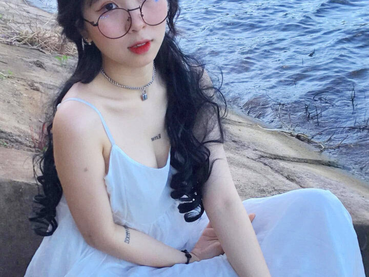 Ảnh 1 của Lộ clip sex Hot IG Nguyễn Uyên Trang 40k follow (Full Clip + Pic)