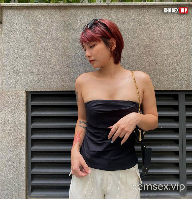 lo-clip-sex-nguyen-minh-hanh-mong-to-nhap-suong-khong-ta-noi-full-clip-pic-hinh-01
