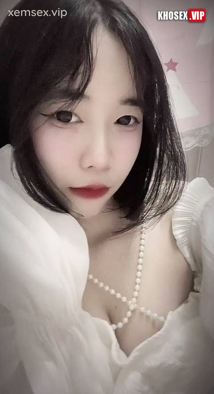 sieu-pham-tra-my-2k7-thich-bdsm-bi-nguoi-yeu-choi-manh-bao-vua-dit-vua-danh-do-ca-vu-hinh-01