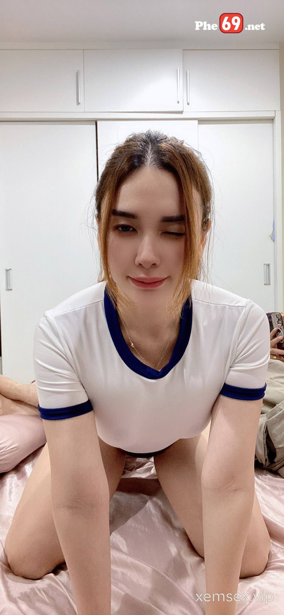 vo-dam-dang-gai-1-con-xinh-xan-thich-bdsm-full-clip-pic-phan-2-hinh-04